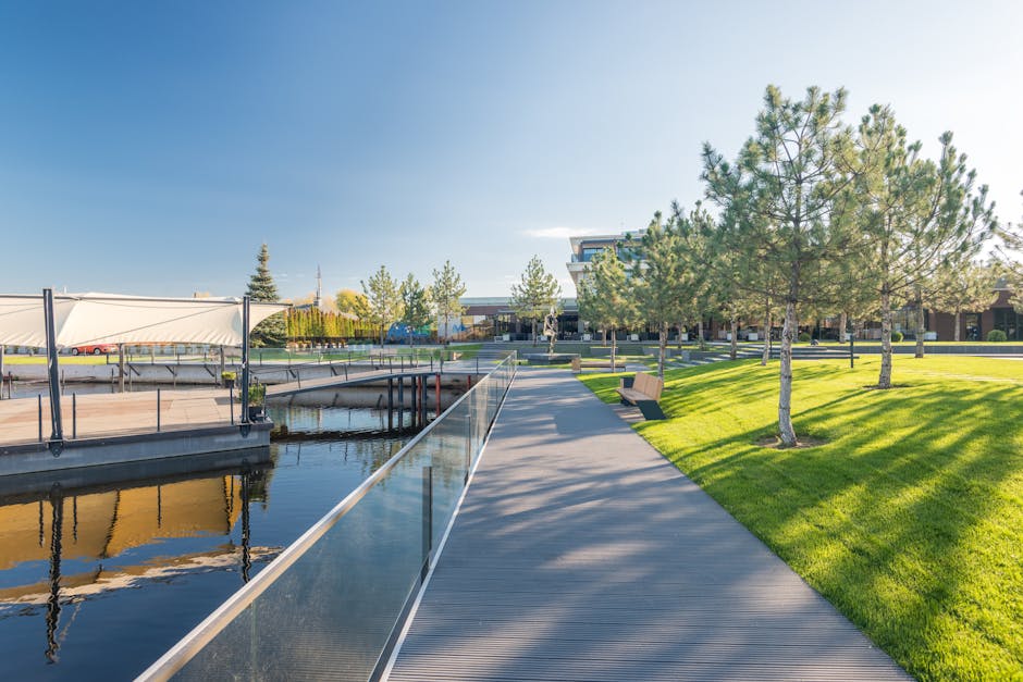 The Royal Promenade and Green Escapes