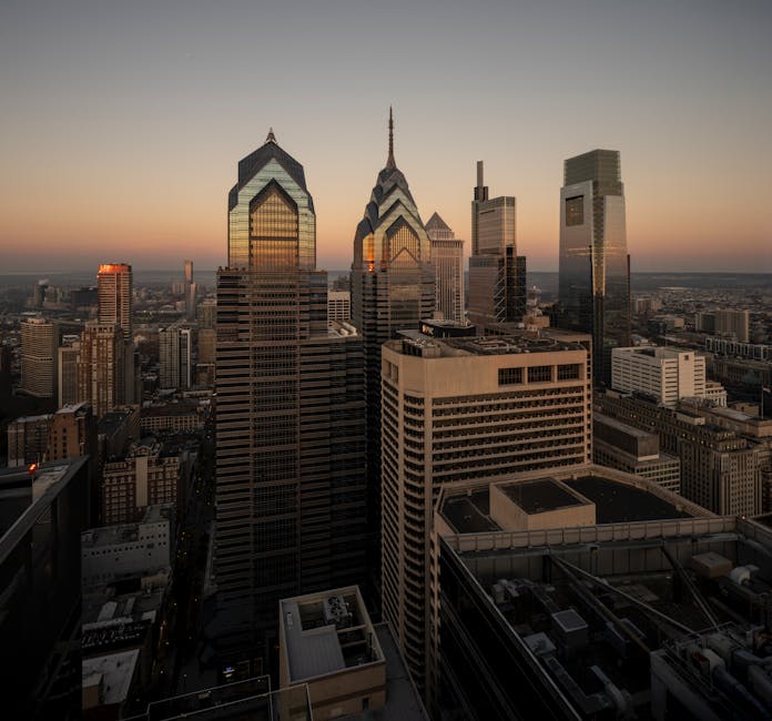 Schuylkill Banks: Skyline Views and River Breezes